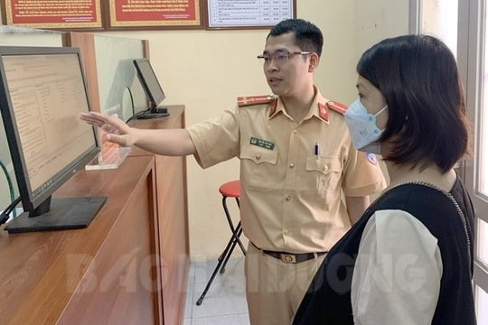 Tạo thuận lợi cho người dân ở Kinh Môn đăng ký xe tại xã, phường