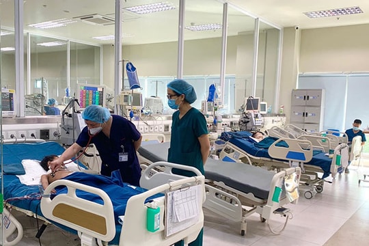 Dịch cúm B diễn biến bất thường hơn mọi năm, nặng không kém cúm A