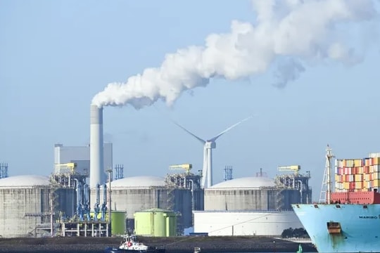 EU cáo buộc nhà sản xuất LNG của Mỹ ''trục lợi'', Washington phản ứng