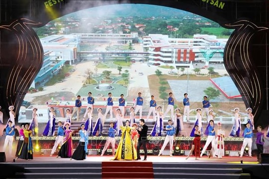 Khai mạc Festival Tràng An kết nối di sản - Ninh Bình năm 2022