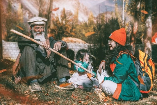 18 ngày rong ruổi Pakistan của người mẹ và con gái 3 tuổi