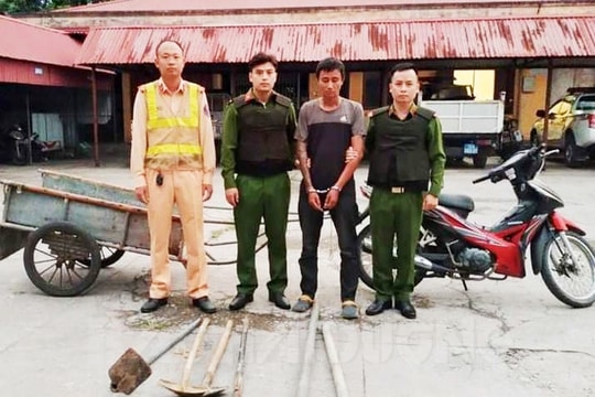 Tổ công tác 151 bắt đối tượng trộm cắp "cộm cán"