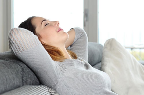 Những cách giúp bạn cảm thấy thư giãn tại nhà