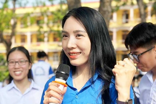 Người "thắp lửa" cho phong trào Đoàn Trường THPT Thanh Hà 