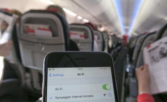 Vì sao châu Âu cho phép điện thoại bật 5G trên máy bay?
