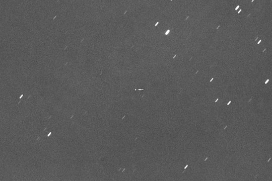 Kính viễn vọng chụp ảnh tàu NASA đang trở về Trái Đất