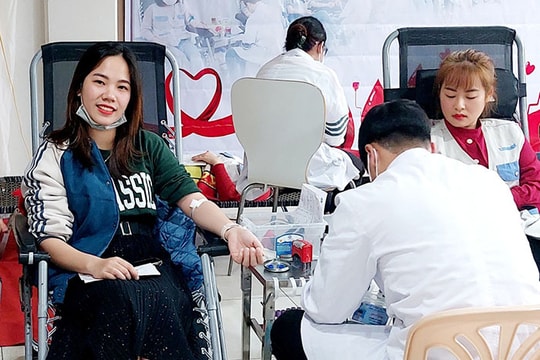 Công nhân Công ty TNHH Công nghệ Nissei Việt Nam hiến 178 đơn vị máu