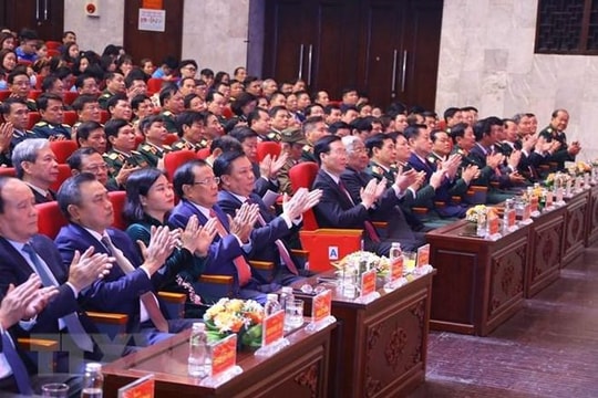 Hình ảnh người lính can trường trong "Vầng trán và bầu trời"