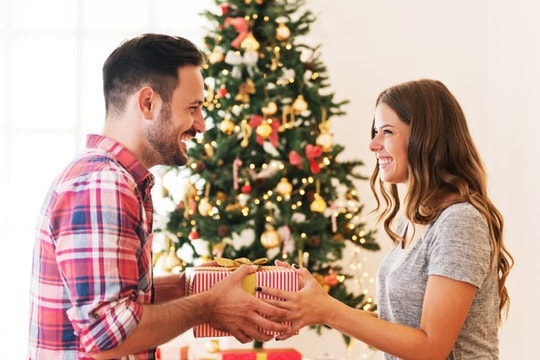 Các lỗi dễ mắc khi tặng quà Giáng sinh