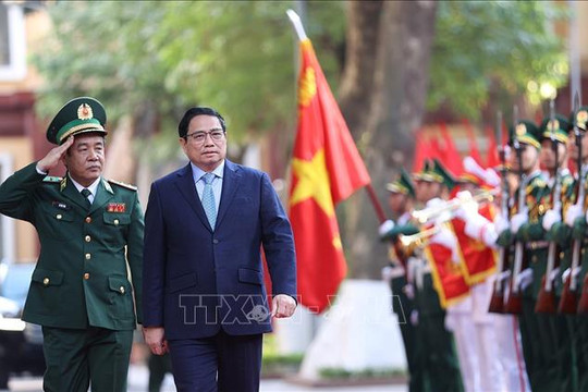 Thủ tướng: Bộ đội Biên phòng quán triệt tinh thần "bám dân, gần dân, bám địa bàn"