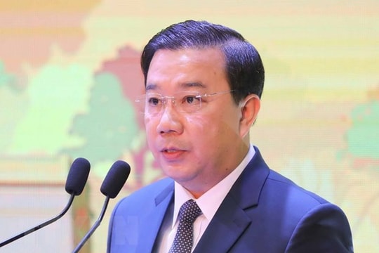 Đề nghị khai trừ Đảng với Phó Chủ tịch UBND TP Hà Nội Chử Xuân Dũng