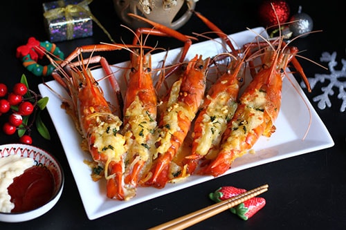 Tôm nướng sốt phô mai cho Giáng sinh