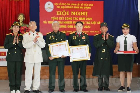 Chi hội Hỗ trợ gia đình liệt sĩ tỉnh 5 năm liền được tặng bằng khen