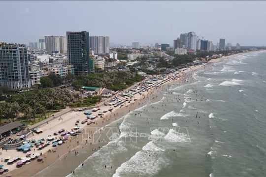 Bãi biển Nha Trang và Vũng Tàu lọt tốp 10 bãi biển nổi tiếng nhất thế giới