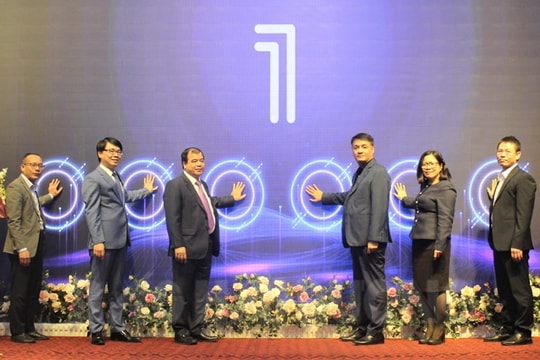 Thúc đẩy mạnh mẽ nền tảng chuyển đổi số tỉnh