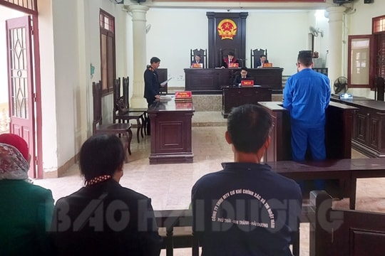 Giả danh công an lừa đảo cấp giấy chứng nhận quyền sử dụng đất