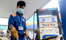 Xăng chịu thuế môi trường 2.000 đồng một lít từ năm 2023