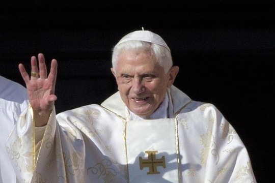 Vatican thông báo cựu Giáo hoàng Benedict XVI qua đời ở tuổi 95