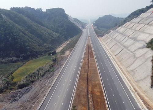 Đồng loạt khởi công toàn bộ 12 dự án cao tốc Bắc - Nam giai đoạn II 2021 - 2025