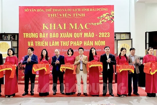 Khai mạc triển lãm thư pháp Hán Nôm và trưng bày báo xuân Quý Mão