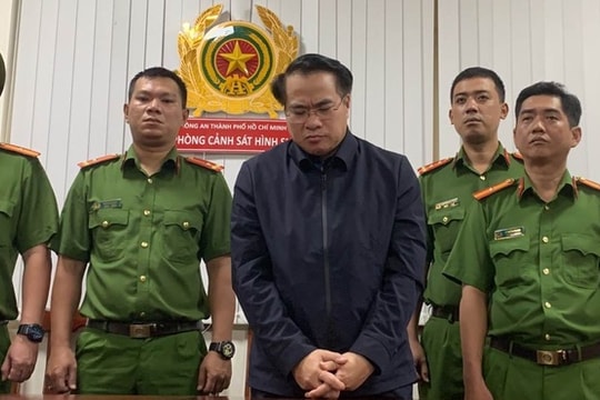 Bắt Cục trưởng Cục Đăng kiểm Việt Nam Đặng Việt Hà