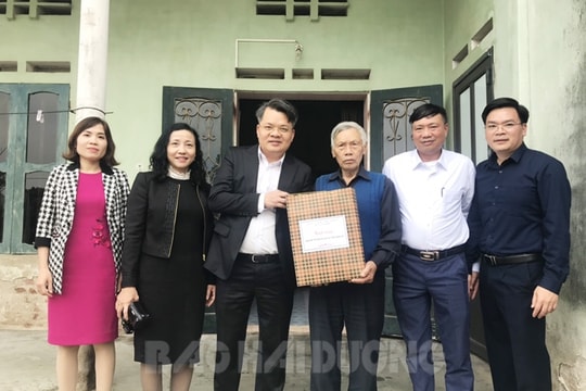 Chăm lo Tết cho gia đình chính sách, người nghèo