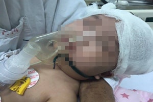 Bắt khẩn cấp bảo mẫu nghi bạo hành bé trai 6 tháng tuổi