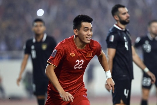 Đua vua phá lưới AFF Cup 2022: Tiến Linh cạnh tranh Teerasil Dangda