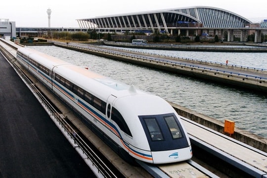 Trung Quốc thử nghiệm thành công tàu siêu tốc ''bay trên mặt đất''