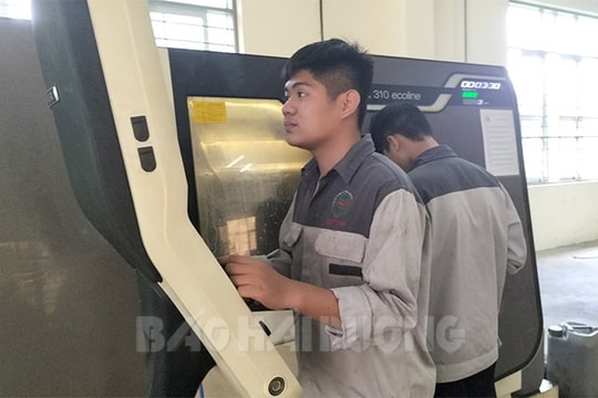 Sau Tết, nhiều doanh nghiệp tuyển lao động kỹ thuật cao