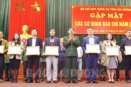 Phối hợp tuyên truyền hiệu quả công tác quốc phòng, quân sự địa phương