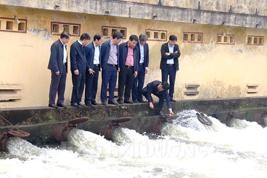 Đẩy nhanh tiến độ đổ ải