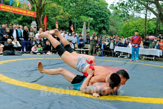 30 đô vật tranh tài giải vật dân tộc tỉnh Hải Dương mở rộng năm 2023