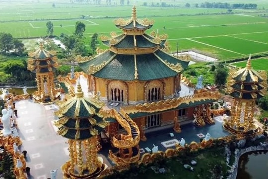 Ngôi chùa "dát vàng" ở Hưng Yên khiến du khách mê mẩn