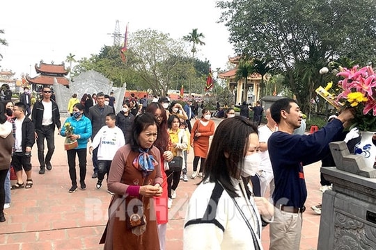 Không tổ chức các hoạt động du xuân làm ảnh hưởng đến công việc