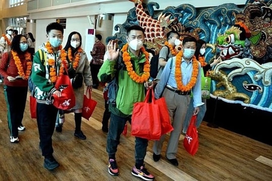 Trung Quốc mở lại tour du lịch nước ngoài tới 20 quốc gia
