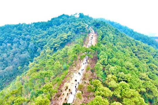 Về Bắc Giang trẩy hội đền Dành