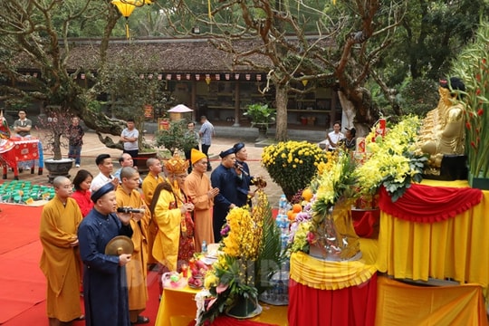 [Photos] [Video] Requiem held to pray for world peace