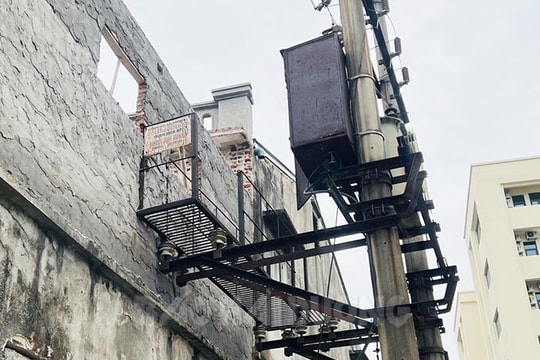 Nhà hàng Cua Vàng xây dựng công trình vi phạm hành lang bảo vệ an toàn trạm biến áp 