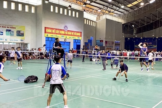 366 tay vợt tranh tài Giải cầu lông học sinh THPT Hải Dương