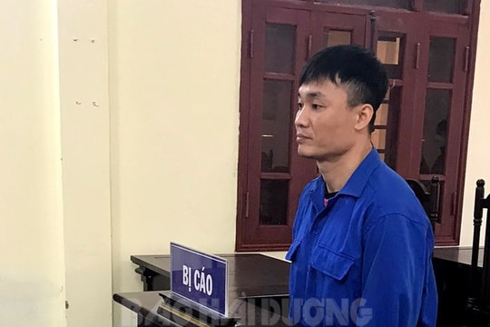 Vào tù vì thu tiền “bảo kê” tàu thuyền