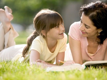 Nỗi lo của người mẹ có con gái