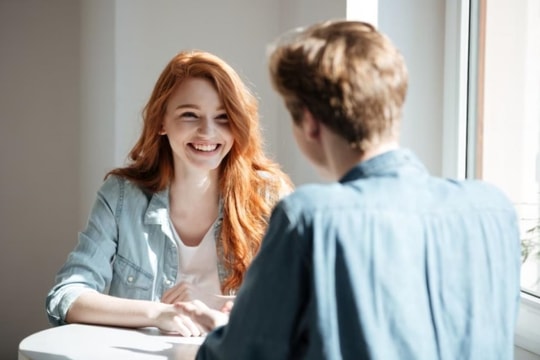 Cách nói chuyện biến bạn thành người giao tiếp hiệu quả, có duyên