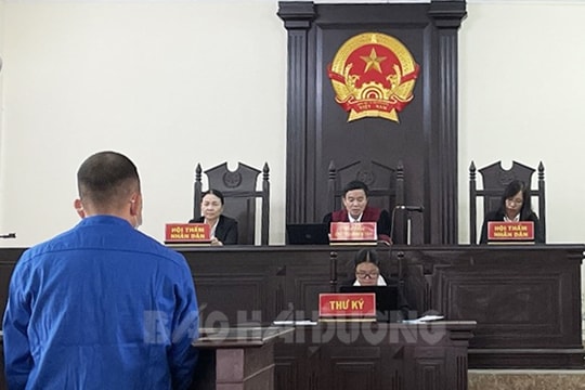 Làm giả giấy tờ đất để lừa đảo chiếm đoạt tài sản