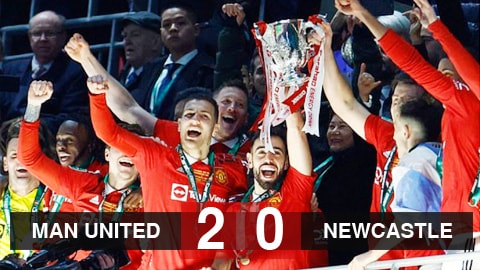 Thắng Newcastle, Man United vô địch cúp Liên đoàn