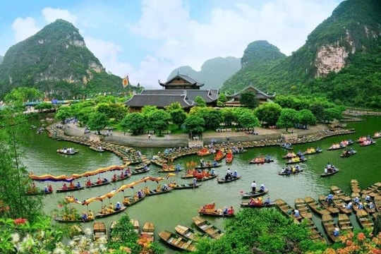 "Bỏ túi" 10 địa điểm du lịch Ninh Bình không thể bỏ qua