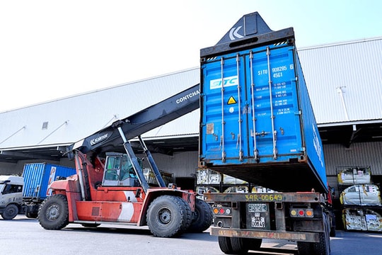 [Photos] Innovations at Hai Duong inland port