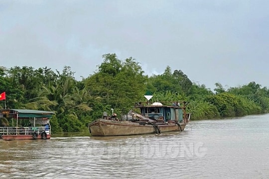 Khai thác cát trái phép, 5 người ở Kim Thành bị phạt 126,5 triệu đồng