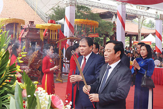 [Video] Long Dong Temple Festival jubilantly opens