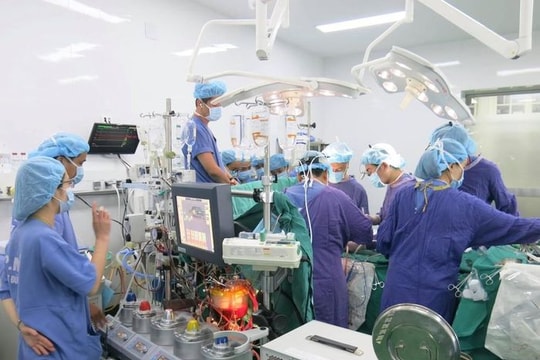 Chính phủ ban hành nghị định gỡ khó cho việc mua sắm trang thiết bị y tế